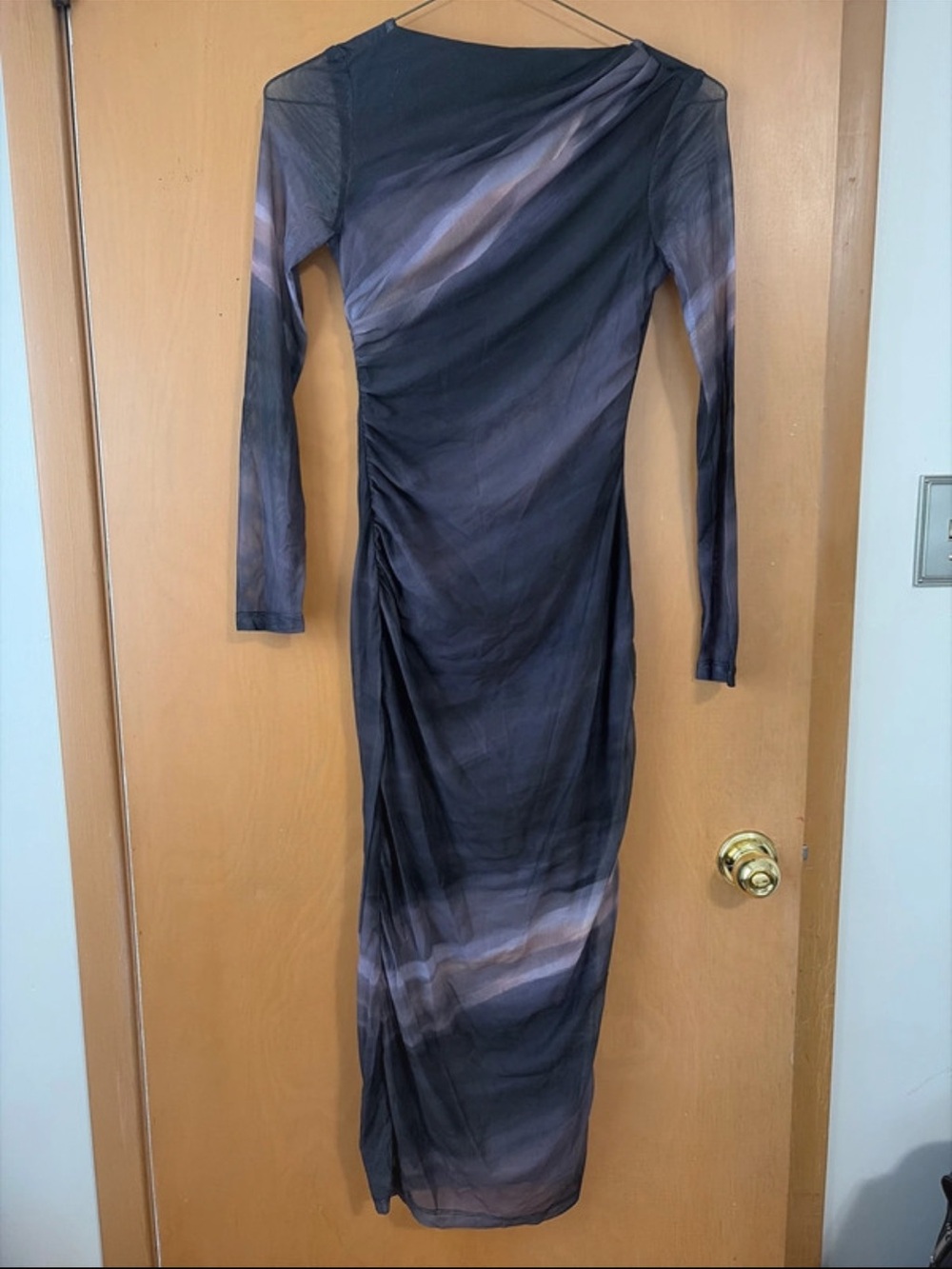 Amazon Long Sleeve Marble-Effect Bodycon Dress in Charcoal and Lavender
